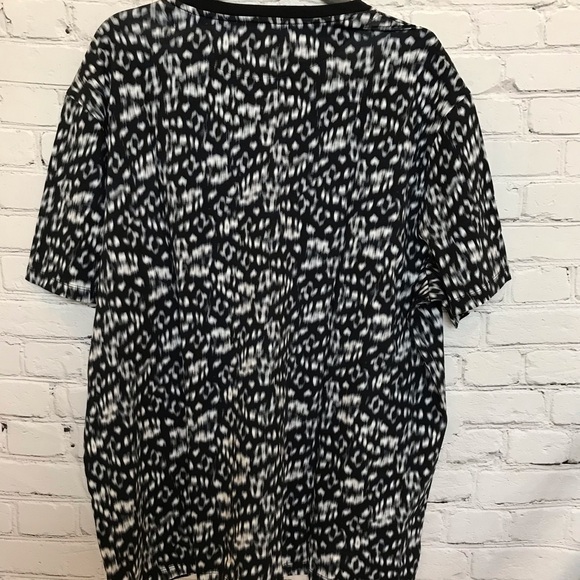 Express Men’s Blurred Abstract Perfect Pima Cotton T shirt size XXL NWT - Picture 6 of 8